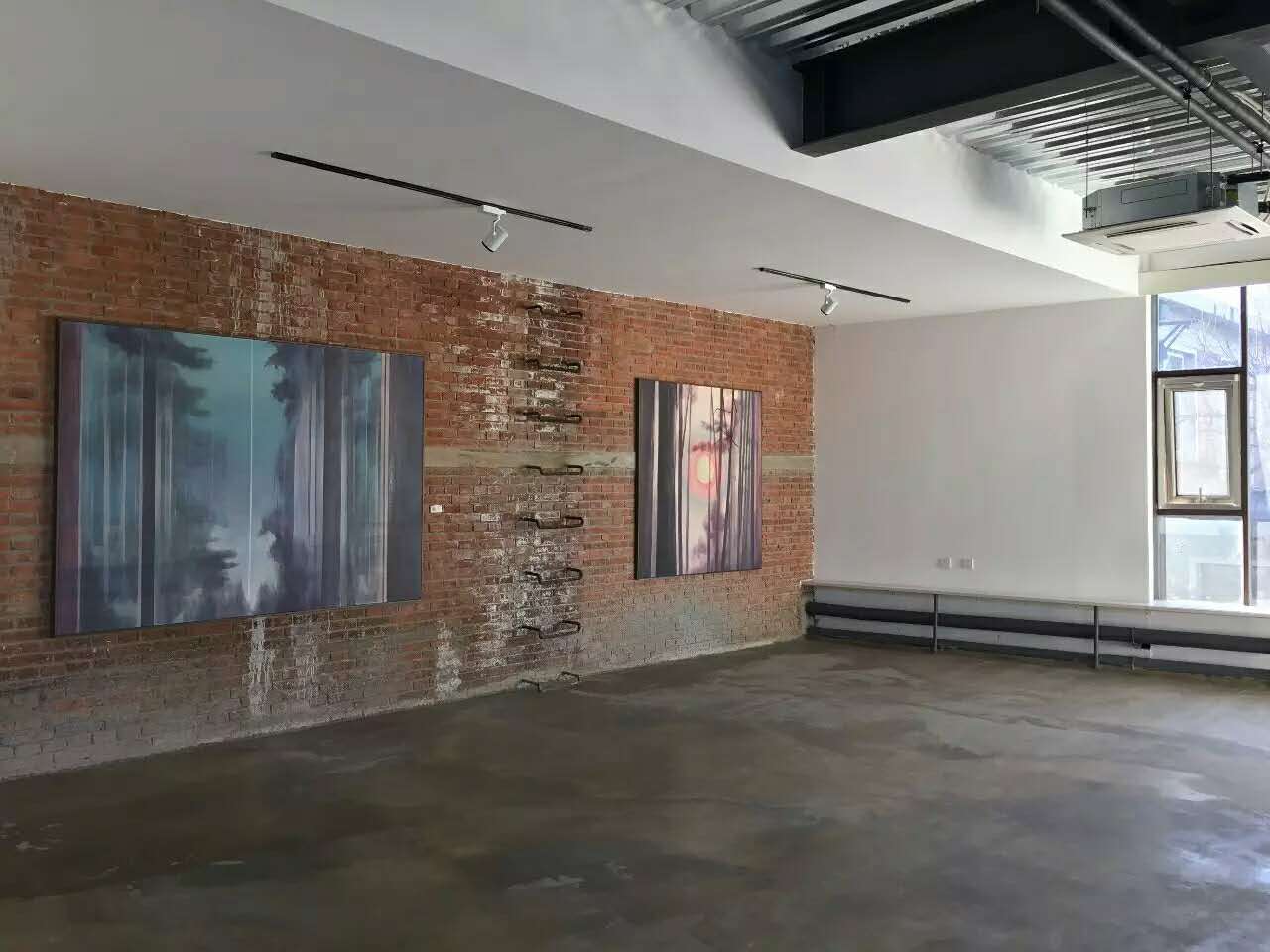 " There is a painting on the wall"——Being 3 Gallery Celebrates 10th Anniversary